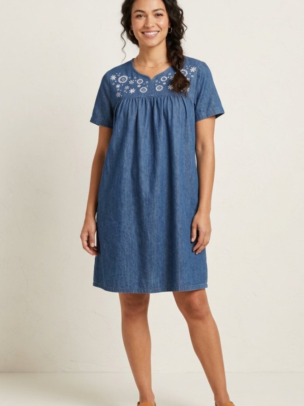 Navy Denim Chambray Cotton Babydoll Dress White Floral Embroidery M Boho Pockets